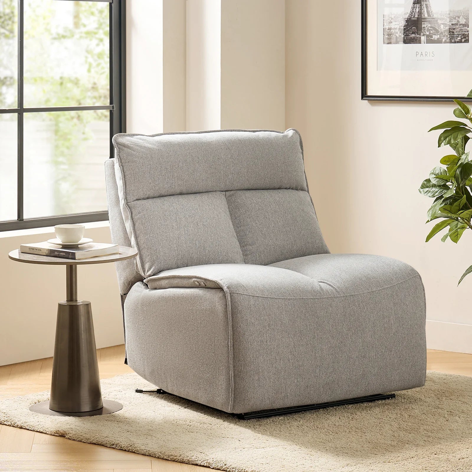 Justo 32" Wide Power Recliner